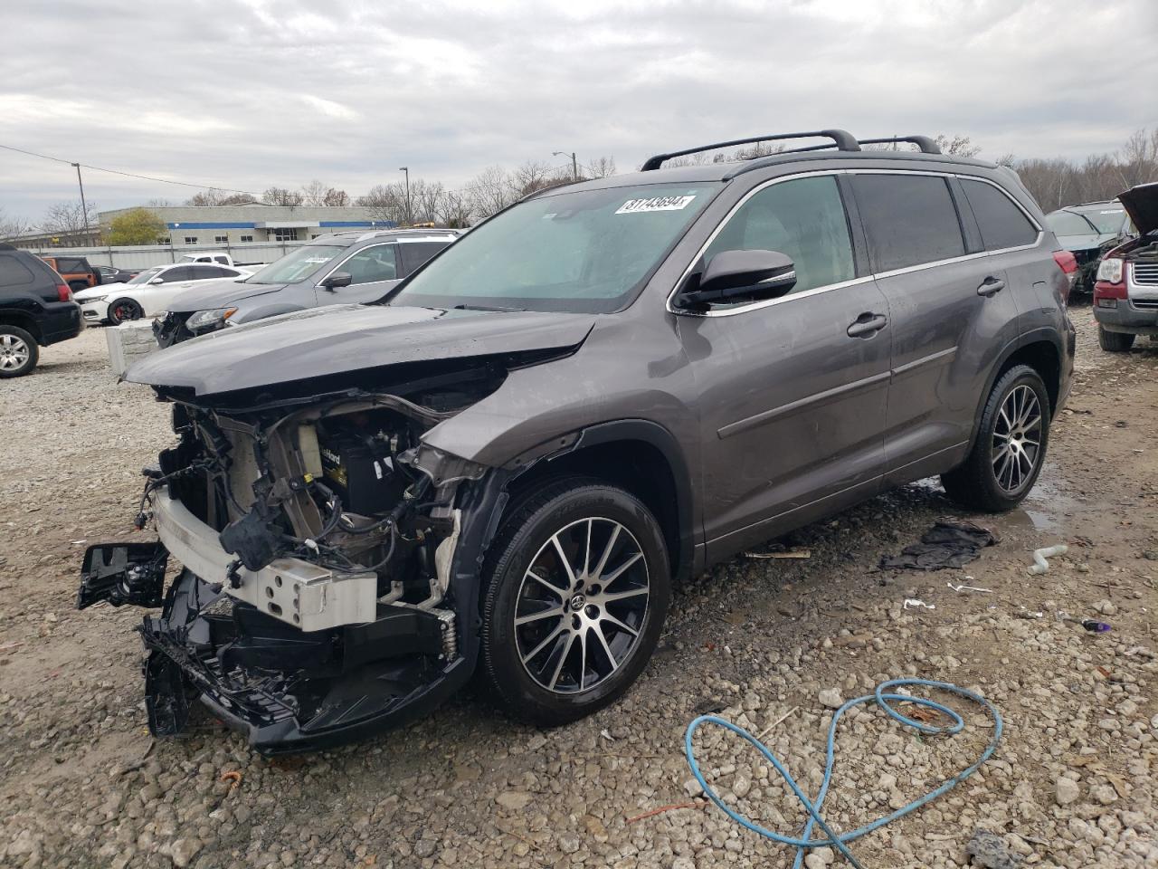 2018 Toyota Highlander VIN 5TDKZRFH0JS531018