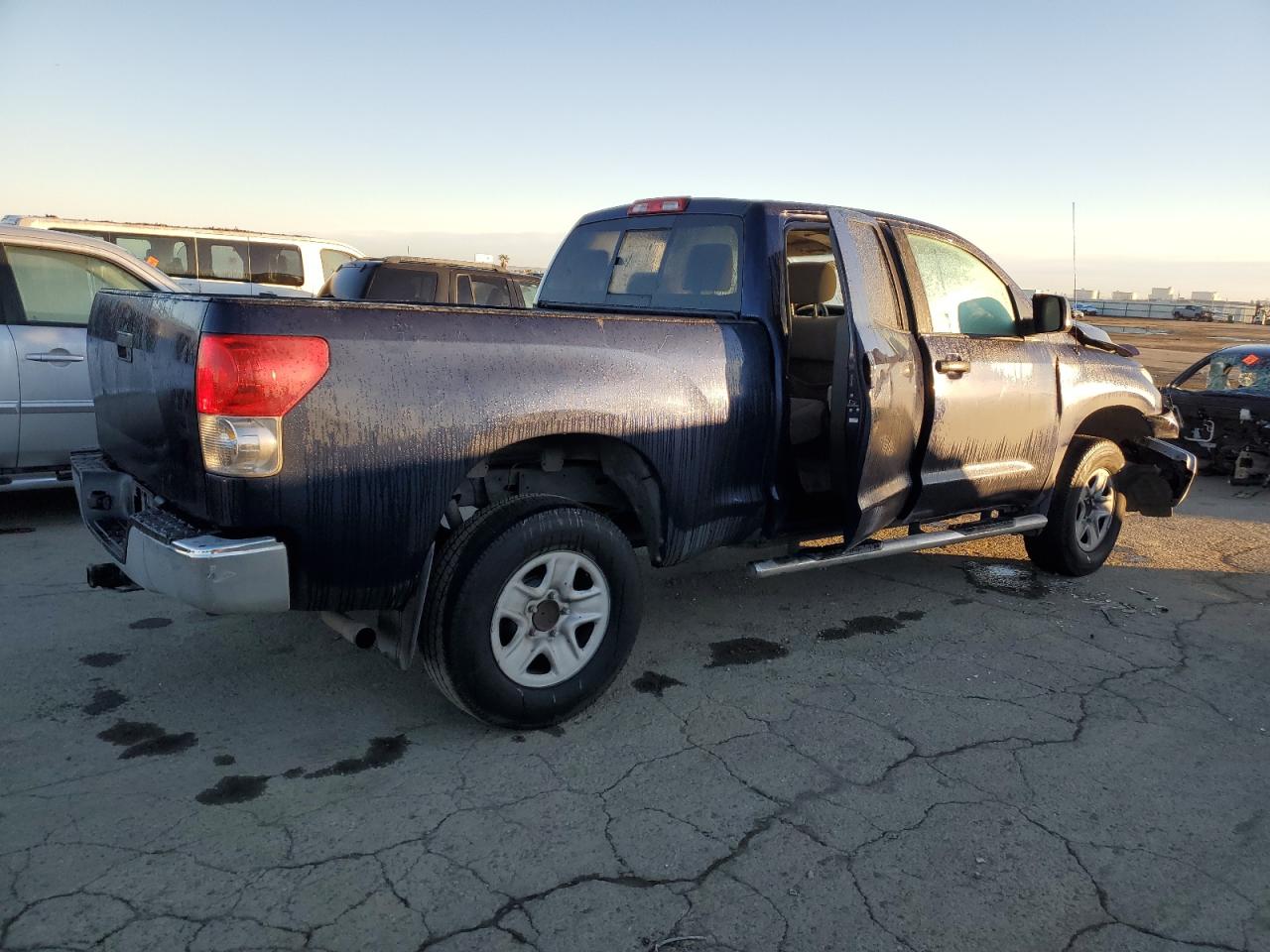 2008 Toyota Tundra VIN 5TFRU54148X007855 Copart auction photo, front end damage thumbnail 3