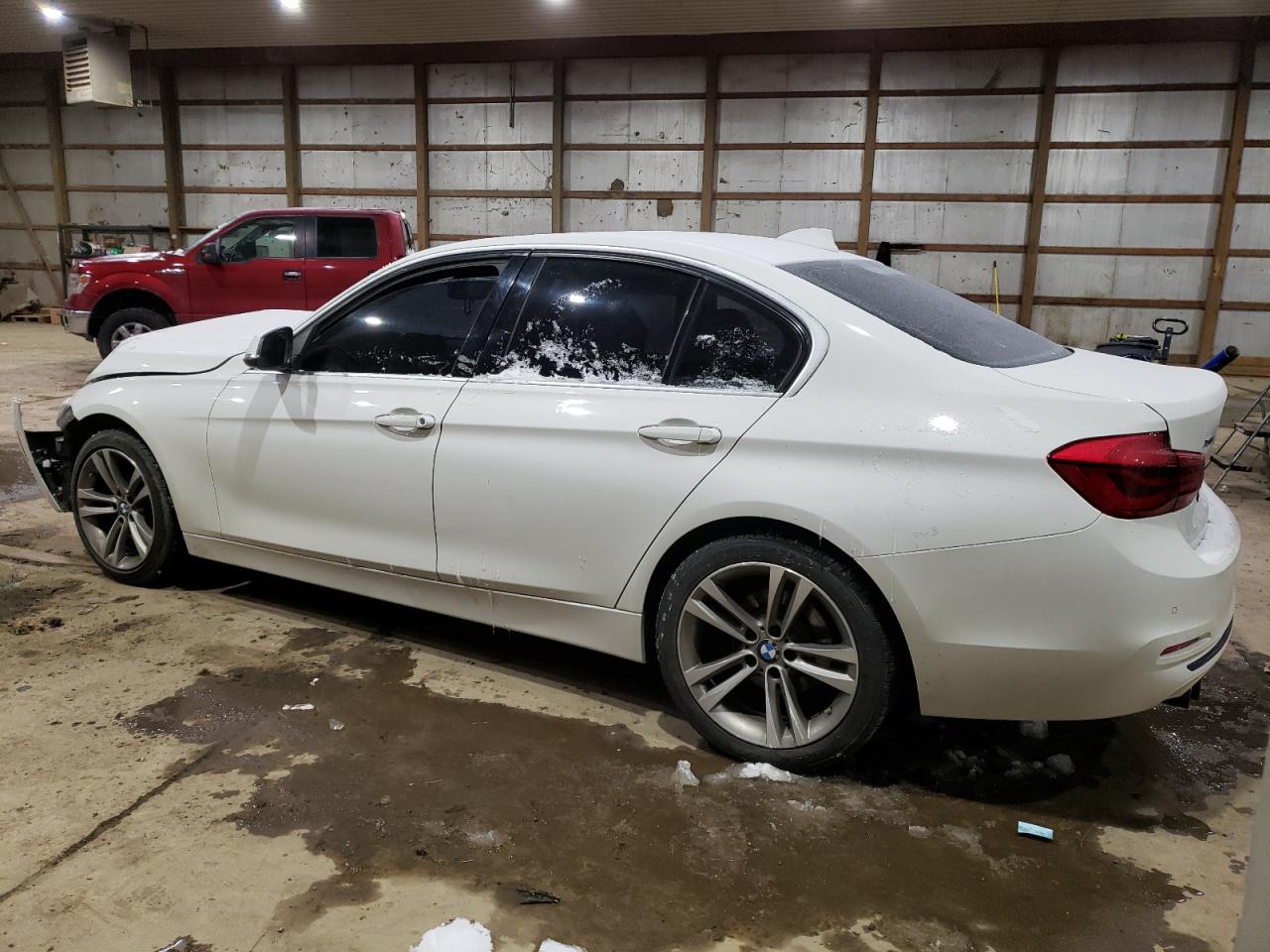 2018 BMW 3er VIN WBA8D9G50JNU68213 Copart auction photo, front end damage thumbnail 2