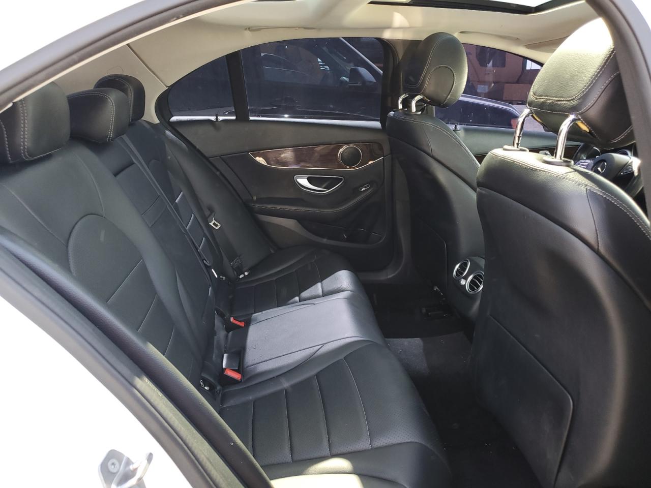 2017 Mercedes-Benz C-klasse VIN 55SWF4JB8HU184096 Copart auction photo, front end damage thumbnail 10