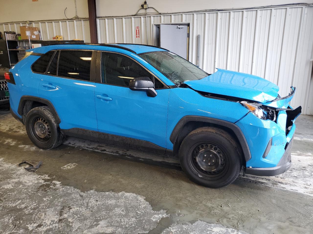 2020 Toyota RAV 4 VIN JTMH1RFV9LD056779 Copart auction photo, front end damage thumbnail 4
