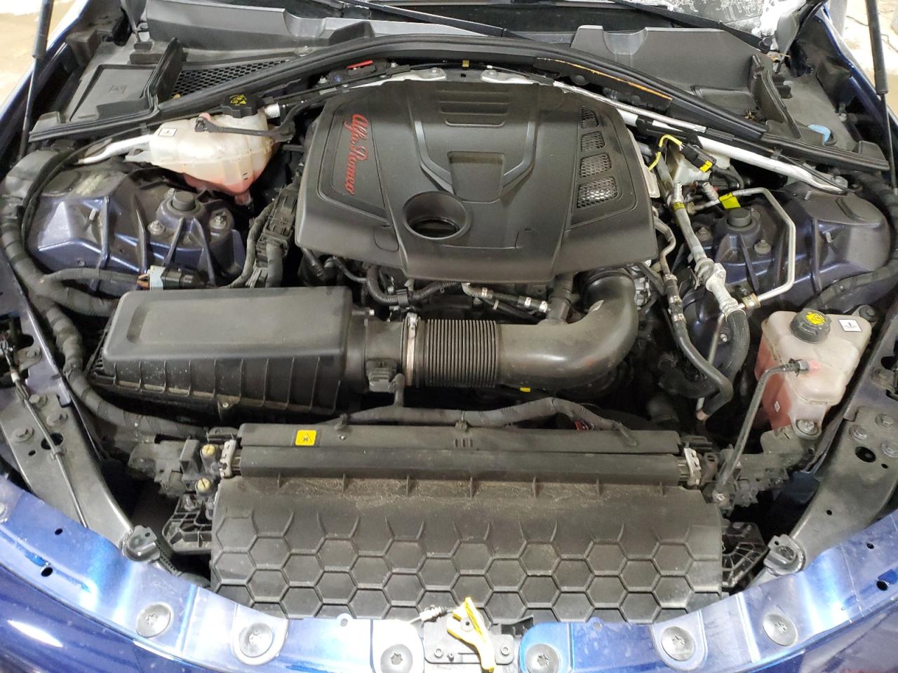 2018 Alfa Romeo Giulia VIN ZARFAEEN8J7574336 Copart auction photo, front end / side damage thumbnail 11