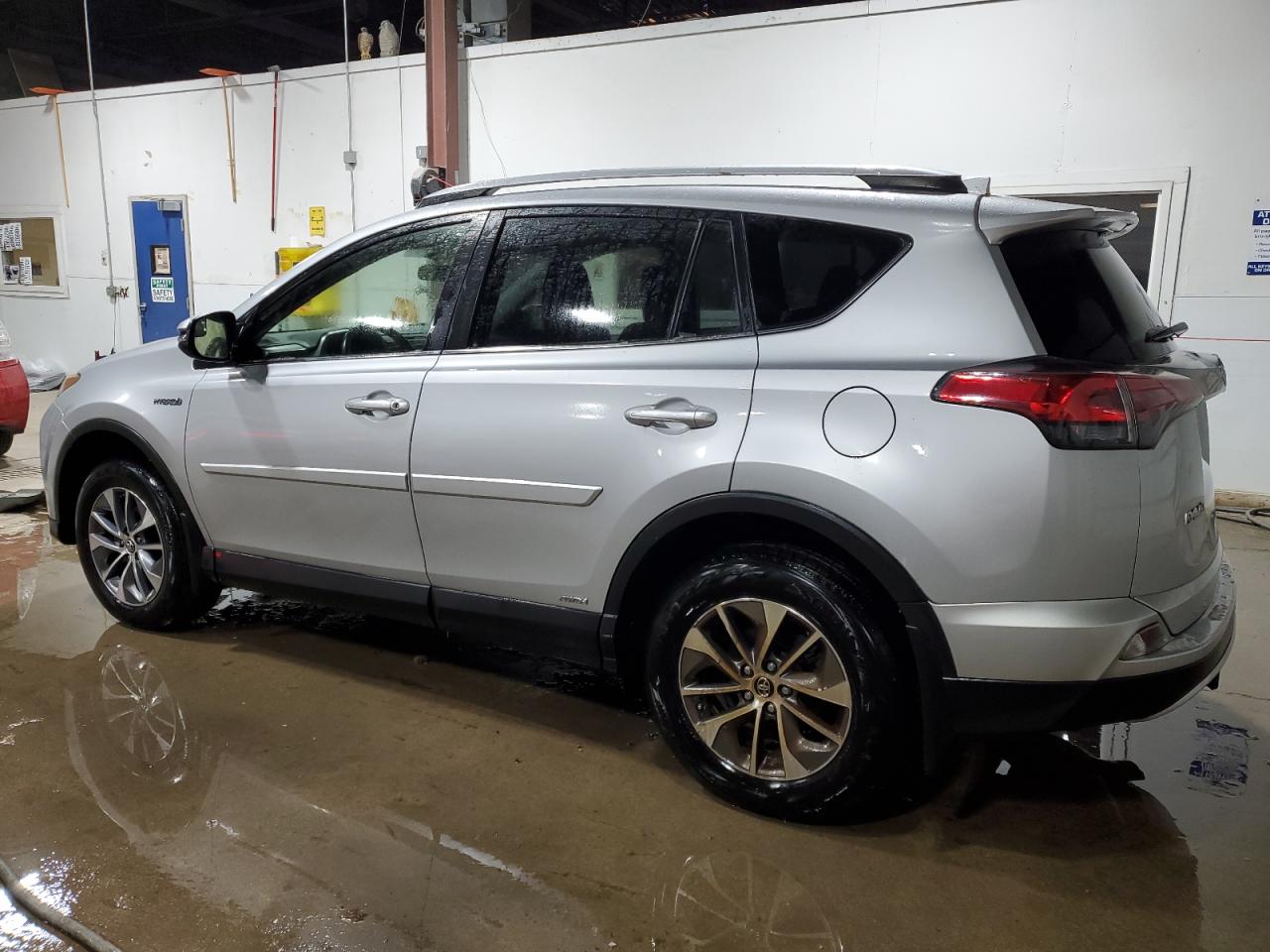 2016 Toyota RAV 4 VIN JTMRJREV8GD017838 Copart auction photo, front end / side damage thumbnail 2