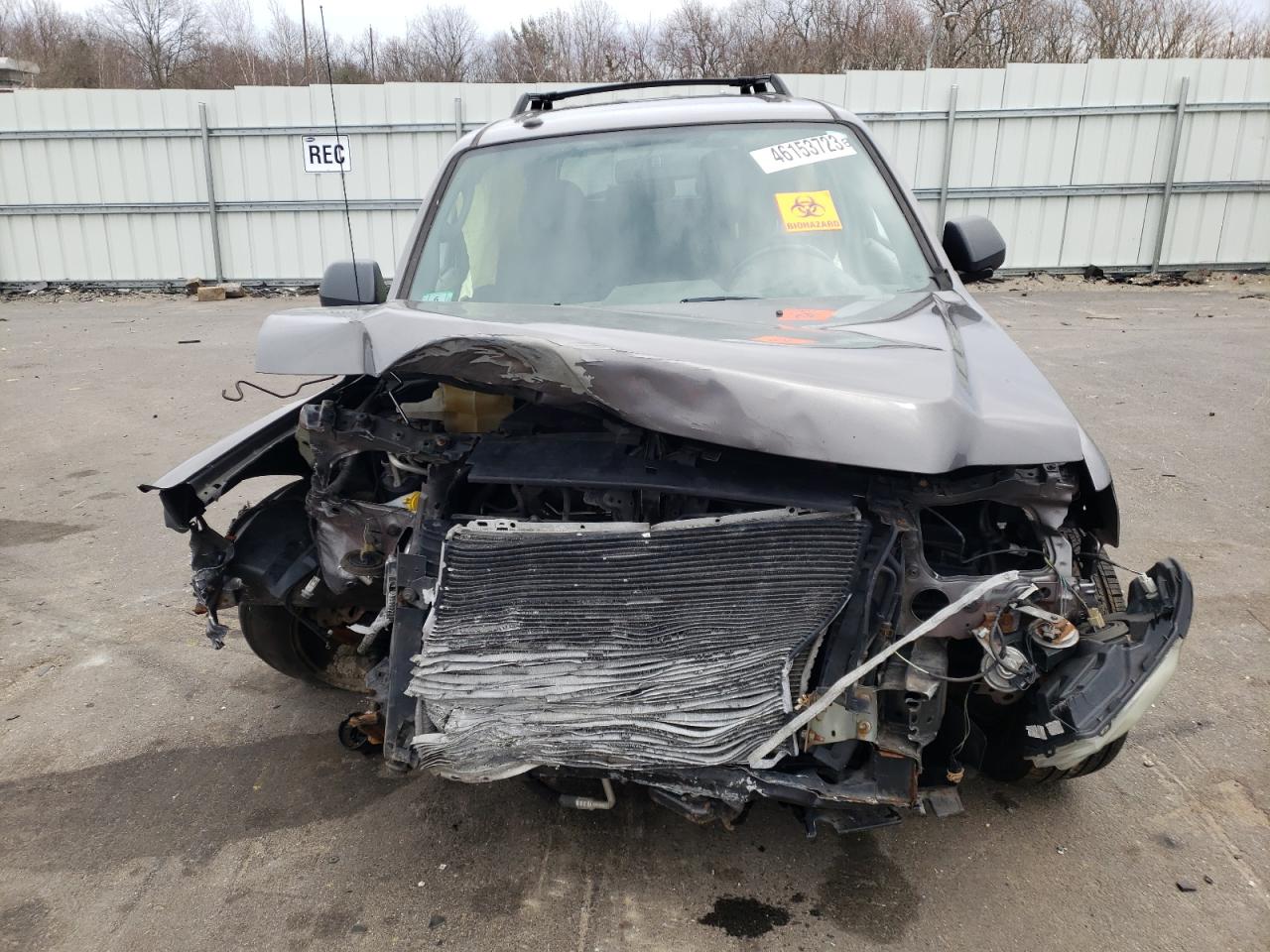 2010 Ford Escape VIN 1FMCU9DG8AKD15627 Copart auction photo, front end / side damage thumbnail 5