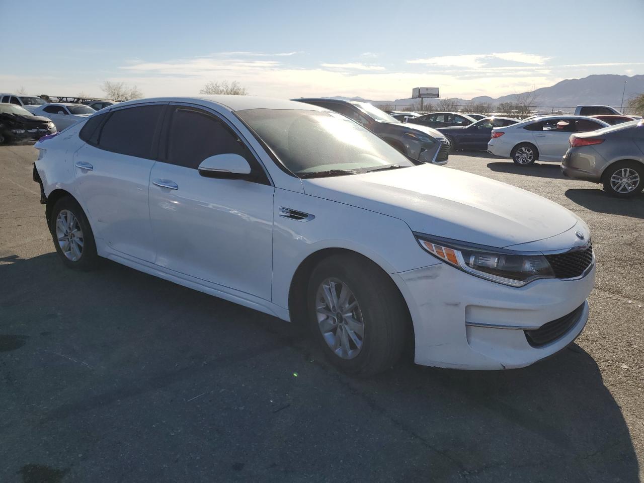 2018 KIA Optima VIN 5XXGT4L31JG181371 Copart auction photo, rear end damage thumbnail 4