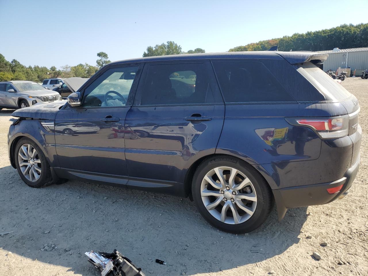 2016 Land Rover Range Rover VIN SALWR2VF3GA636580 Copart auction photo, front end / minor dent/scratches damage thumbnail 2