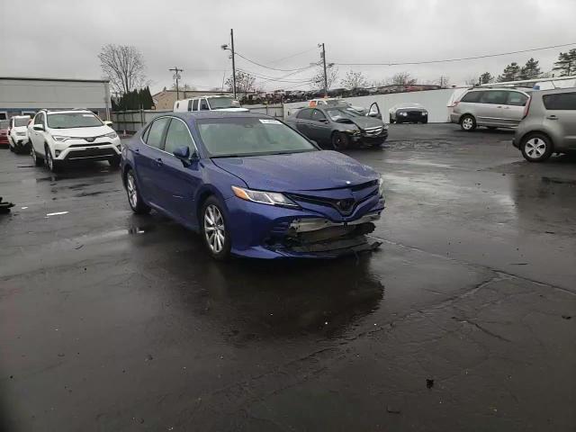 2018 Toyota Camry VIN 4T1B11HK0JU524806 Copart auction photo, front end / side damage thumbnail 10