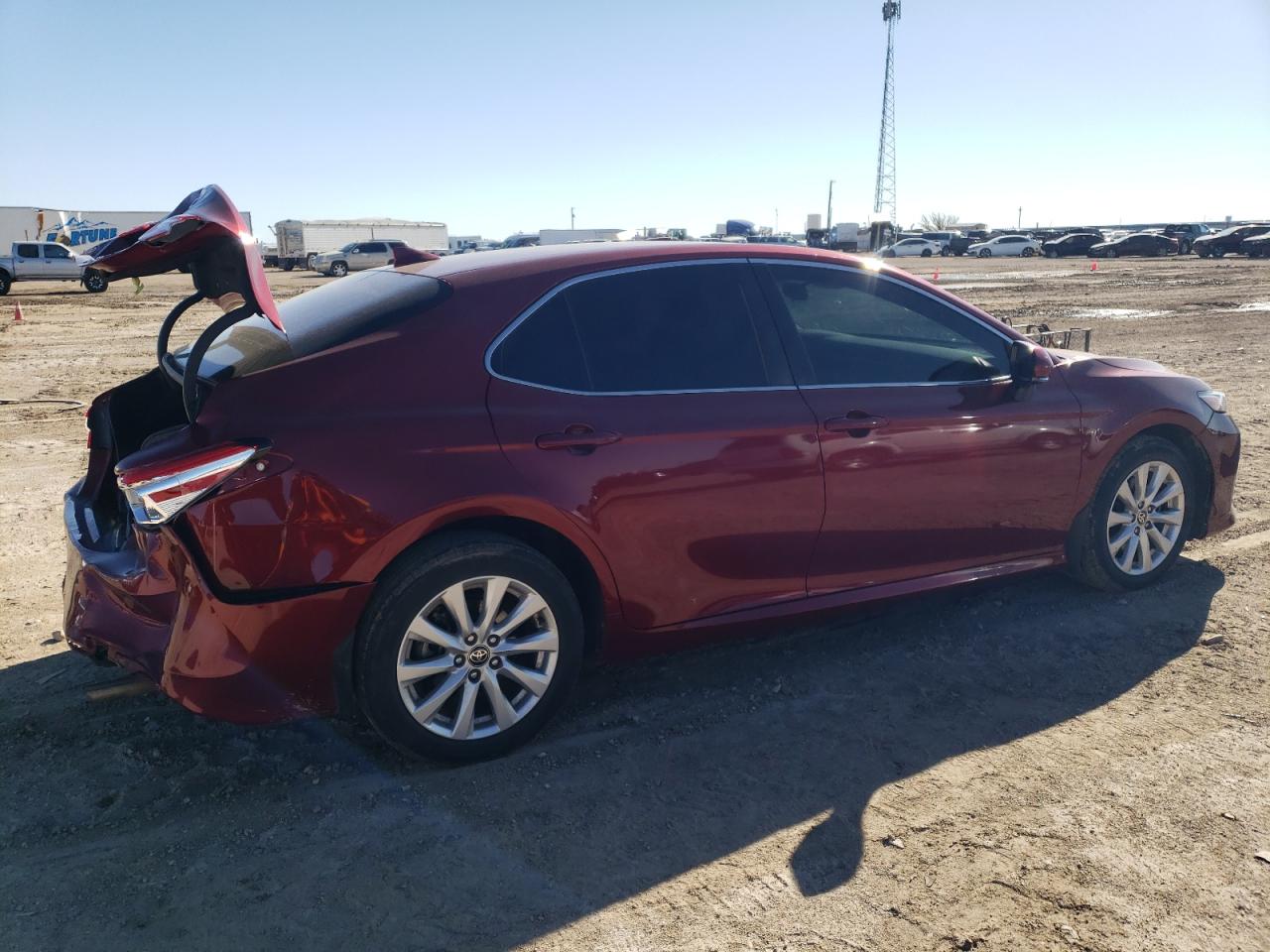 2020 Toyota Camry VIN 4T1C11BK2LU011217 Copart auction photo, rear end / minor dent/scratches damage thumbnail 3