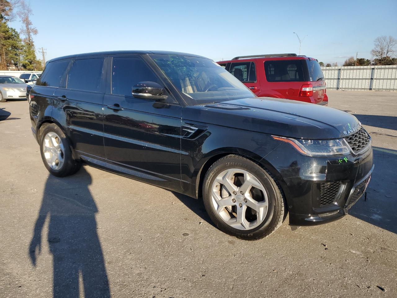 2020 Land Rover Range Rover VIN SALWR2SUXLA899789 Copart auction photo, front end / side damage thumbnail 4