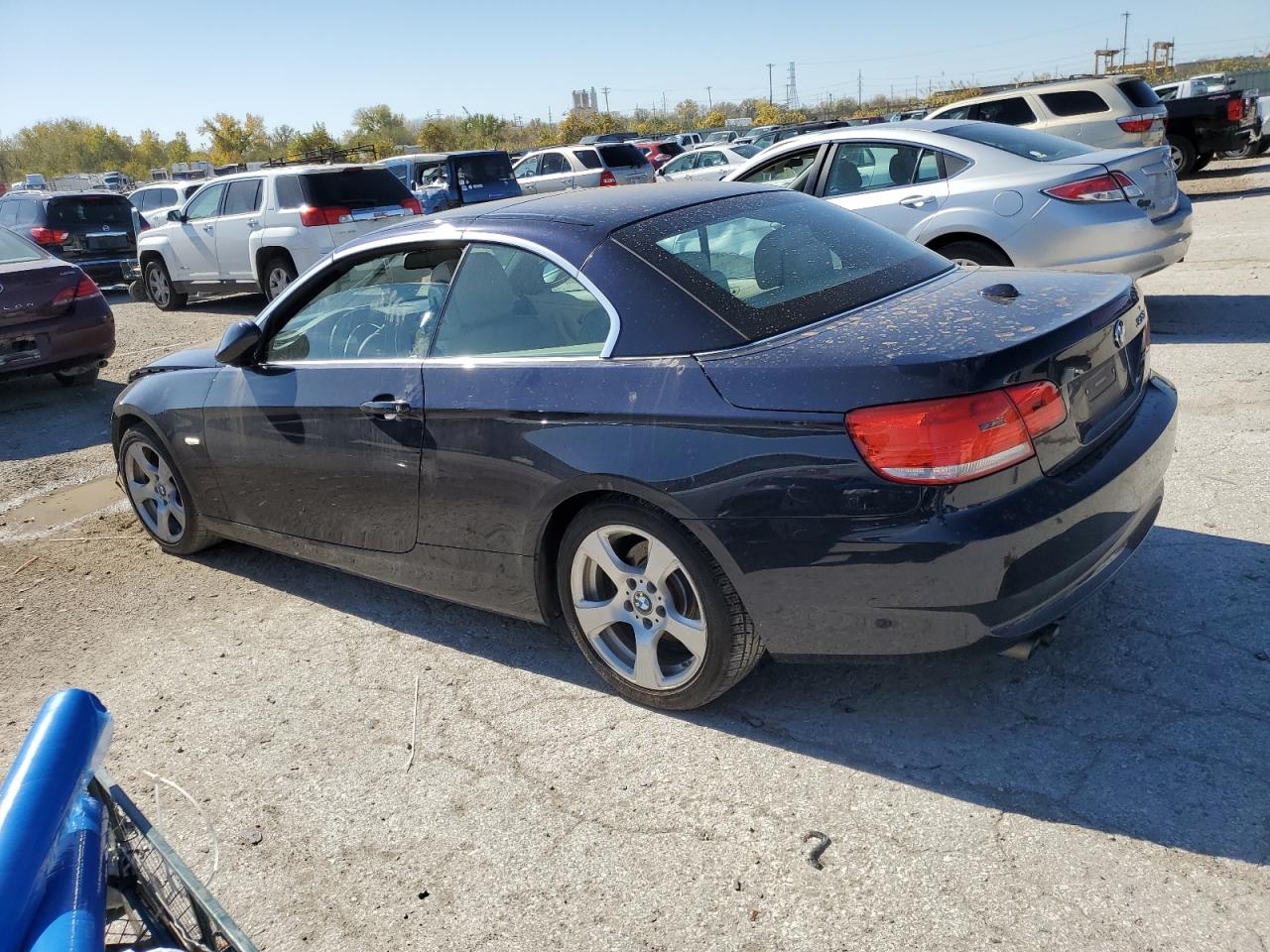 2007 BMW 3er VIN WBAWL13527PX14001 Copart auction photo, front end damage thumbnail 2