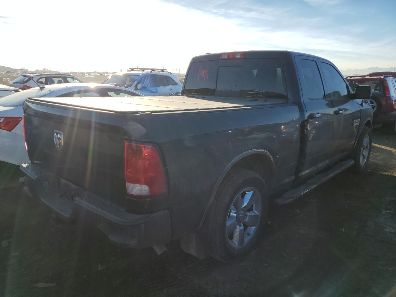 2015 RAM 1500 VIN 1C6RR6GG0FS547356 Copart auction photo, front end / minor dent/scratches damage thumbnail 3