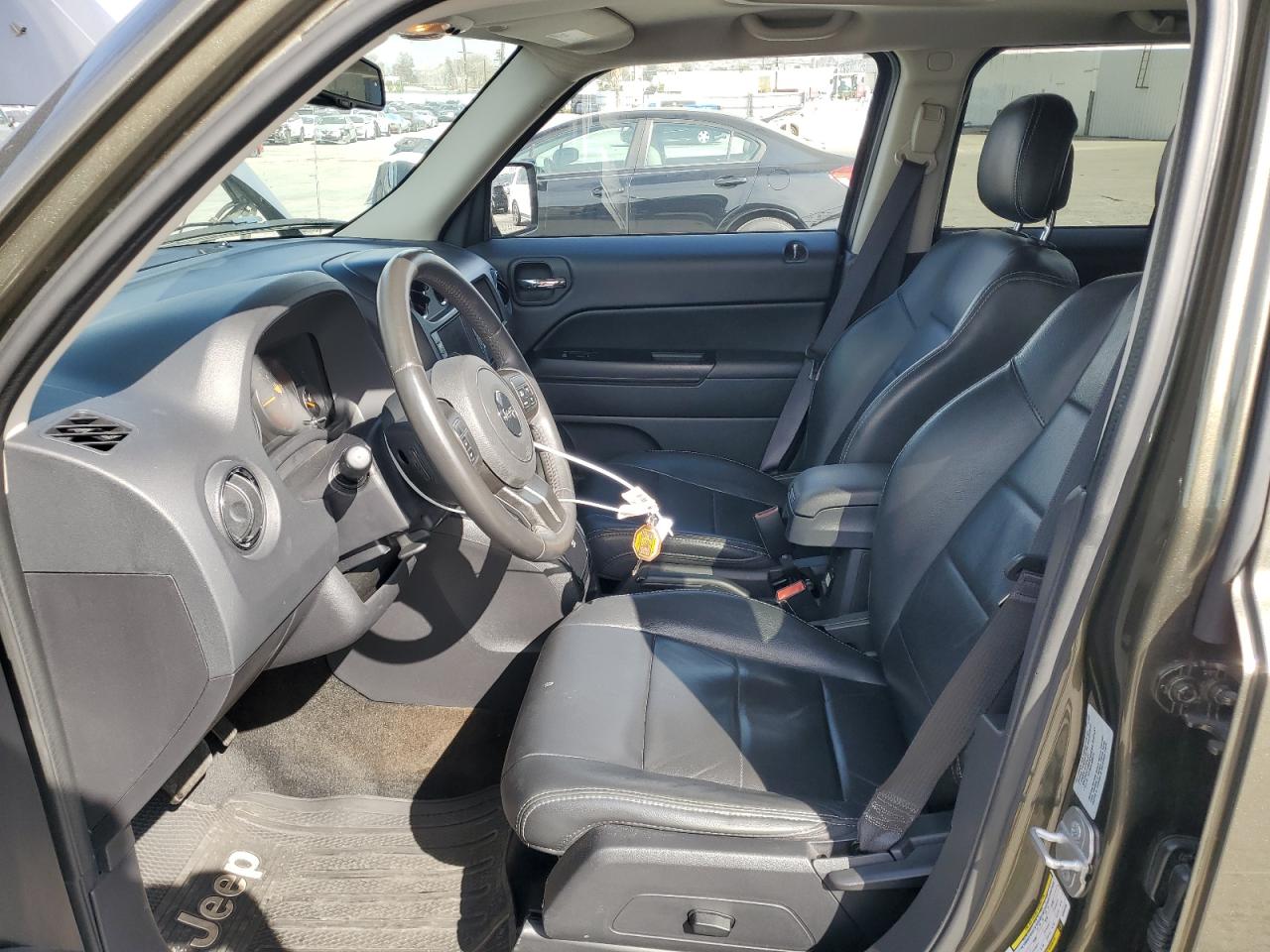 2016 Jeep Liberty (Patriot) VIN 1C4NJRFB3GD586468 Copart auction photo, front end damage thumbnail 7