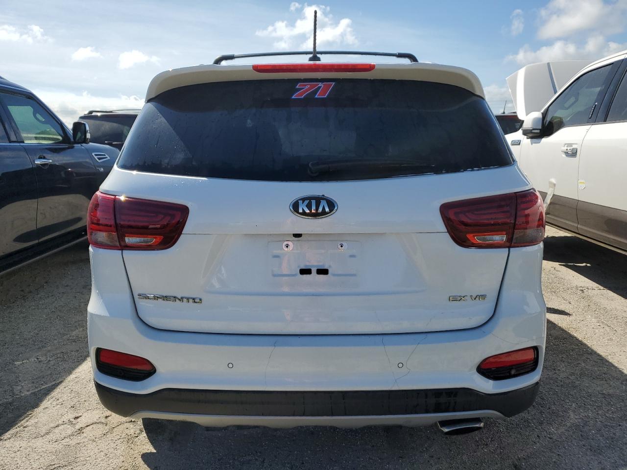 2020 KIA Sorento VIN 5XYPH4A53LG655535 Copart auction photo, water/flood damage thumbnail 6