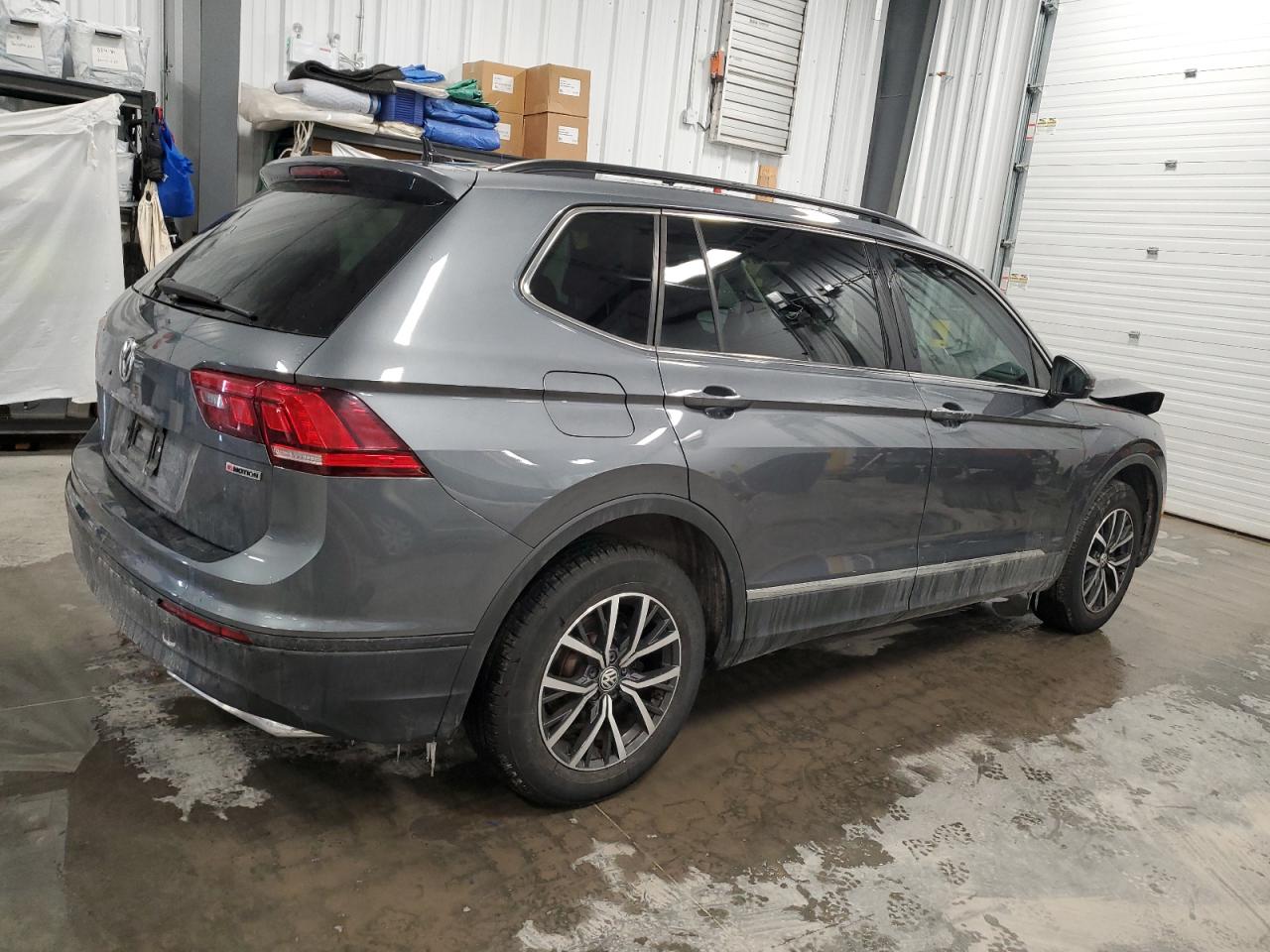 2019 Volkswagen Tiguan VIN 3VV2B7AX7KM148154 Copart auction photo, front end / minor dent/scratches damage thumbnail 3