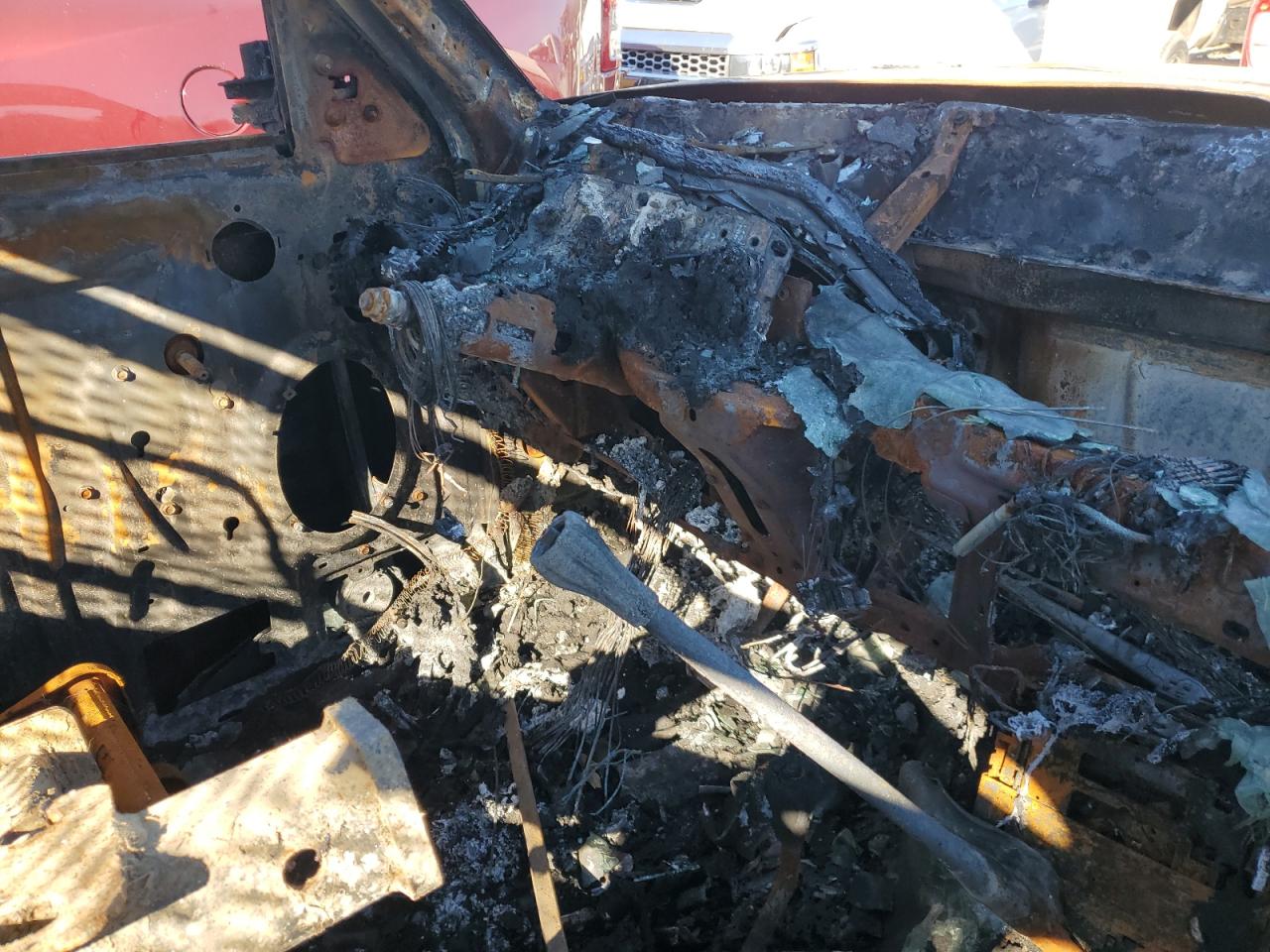 2001 Dodge RAM VIN 3B6MF36731M560183 Copart auction photo, burn - engine / burn - interior damage thumbnail 9