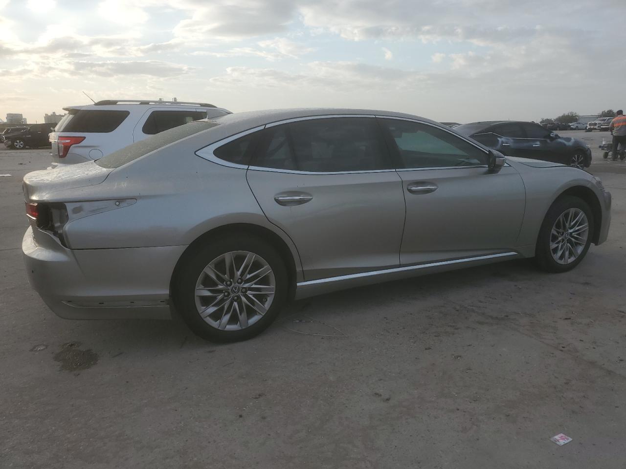 2018 Lexus LS VIN JTHB51FF3J5003831 Copart auction photo, rear end damage thumbnail 3