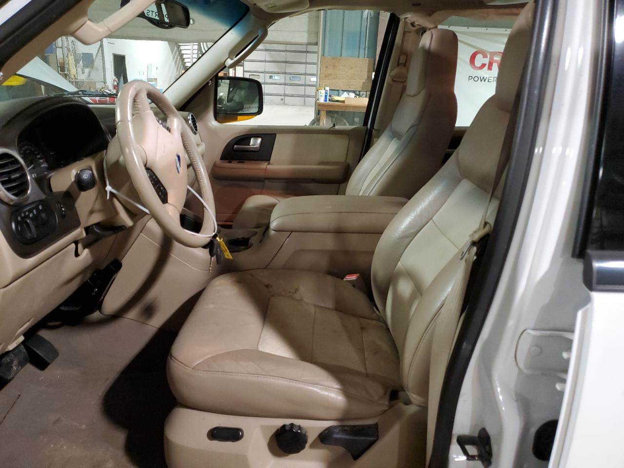 2003 Ford Expedition VIN 1FMFU18L93LA32673 Copart auction photo, all over / minor dent/scratches damage thumbnail 7