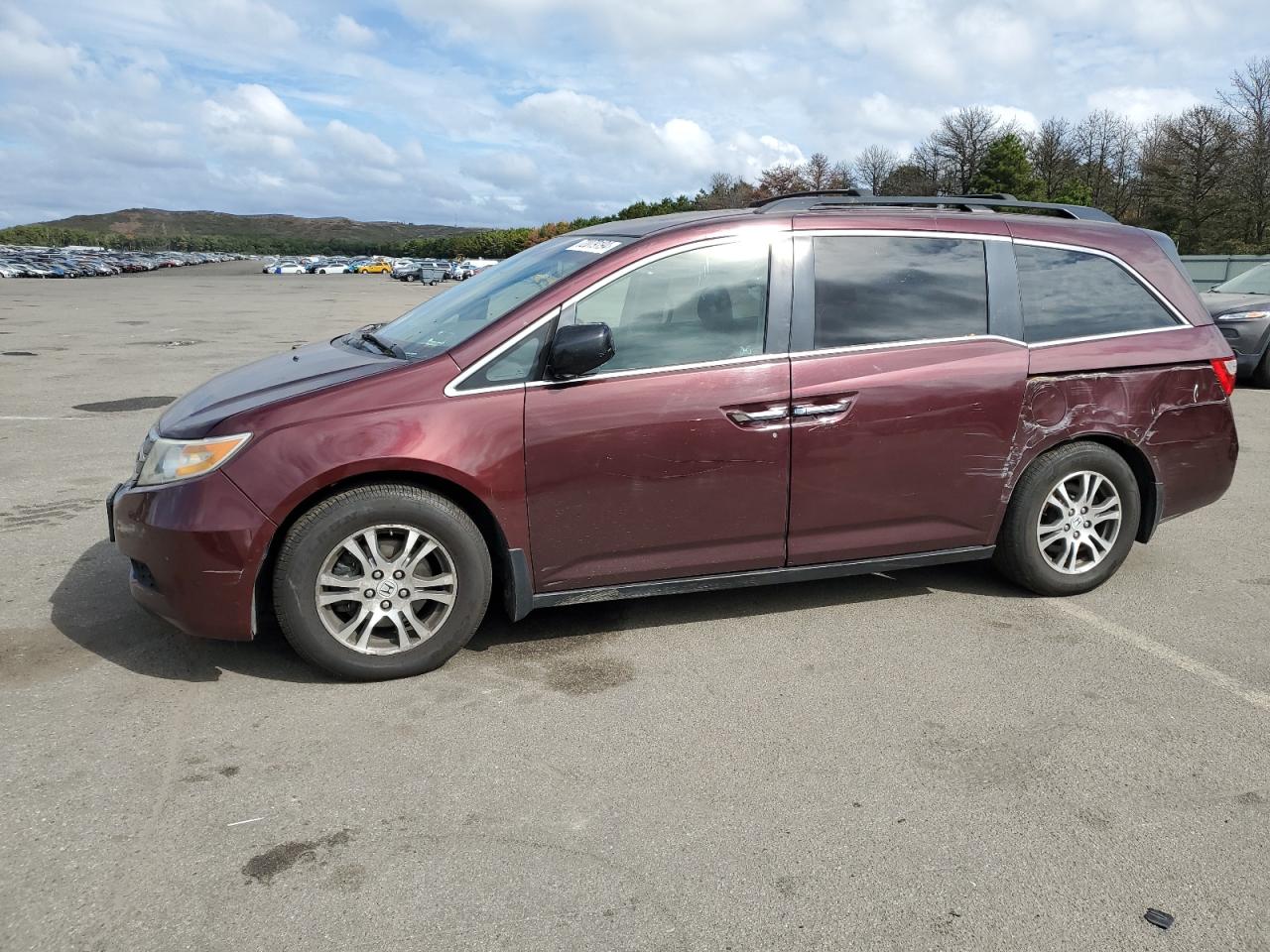 2011 Honda Odyssey VIN 5FNRL5H67BB009139