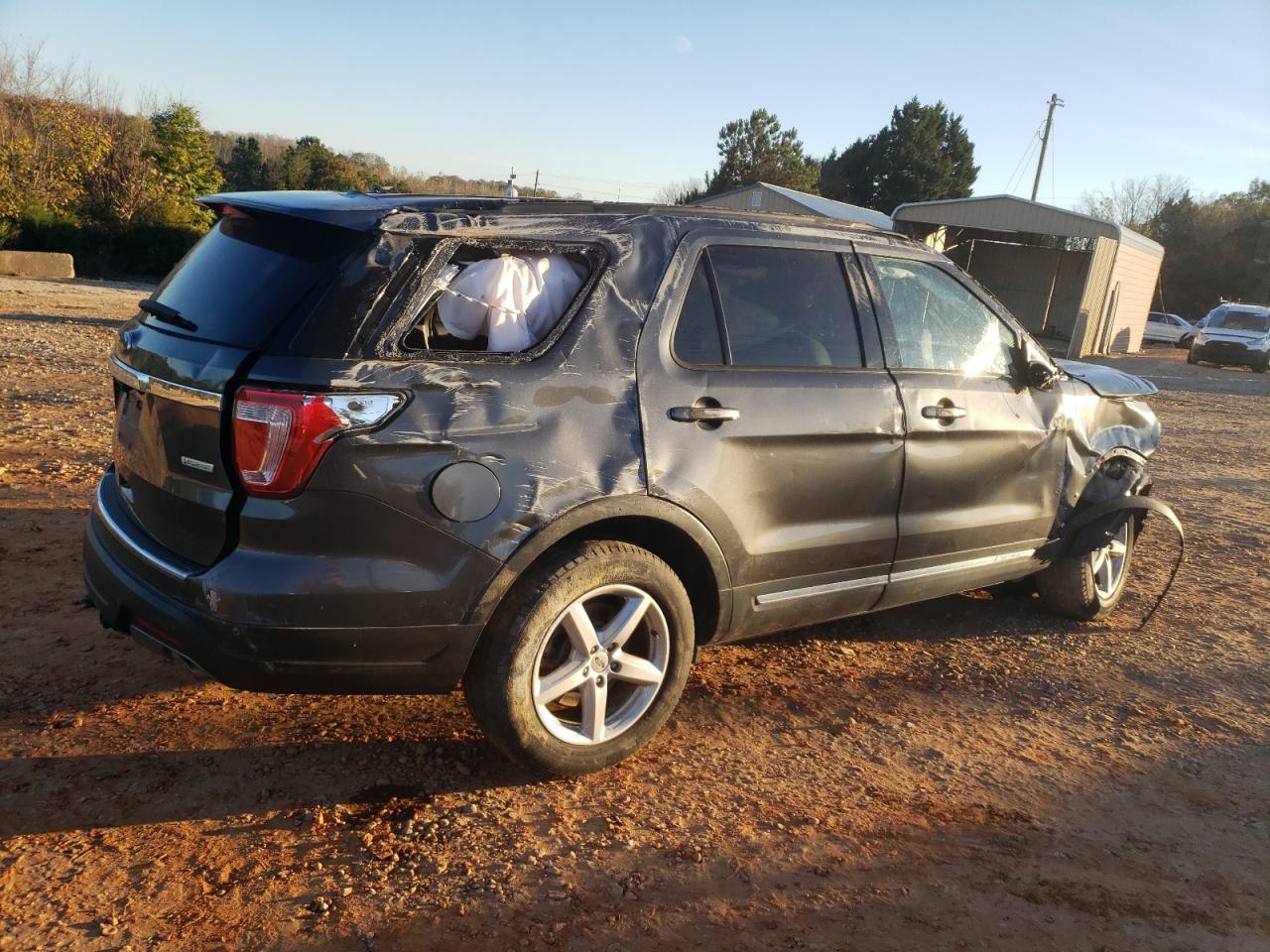 2018 Ford Explorer VIN 1FM5K7DH7JGC80108 Copart auction photo, rollover damage thumbnail 3