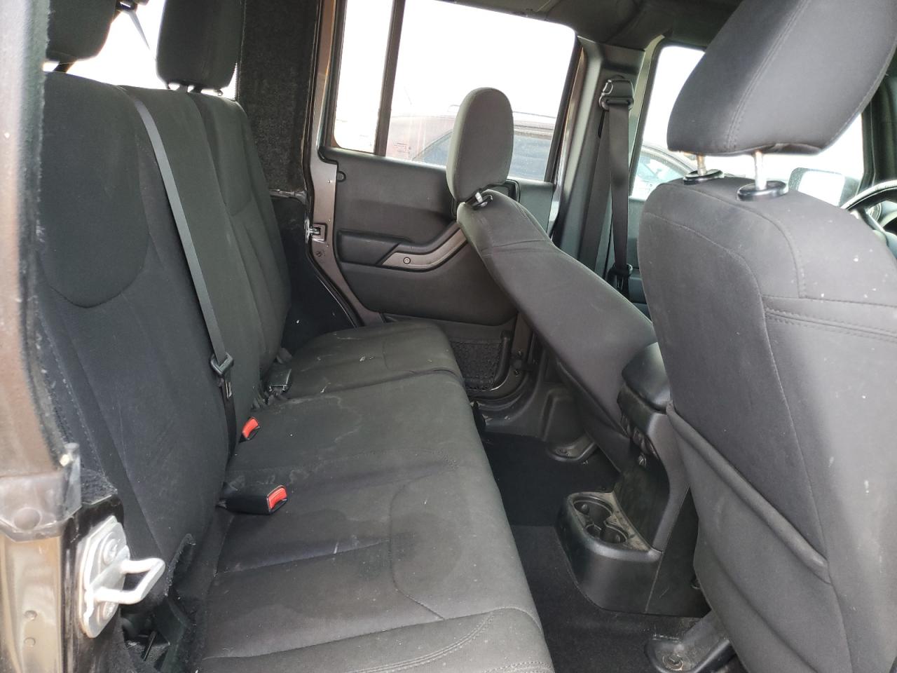 2017 Jeep Wrangler VIN 1C4BJWDG0HL635603 Copart auction photo, burn damage thumbnail 11