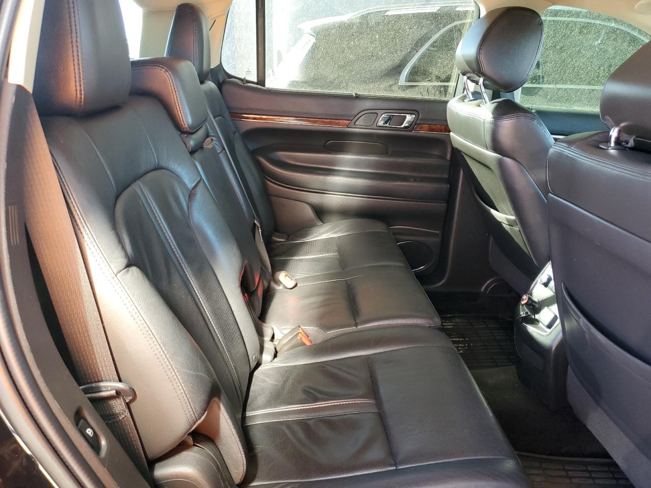 2019 Lincoln MKT VIN 2LMHJ5ATXKBL01642 Copart auction photo, front end damage thumbnail 10