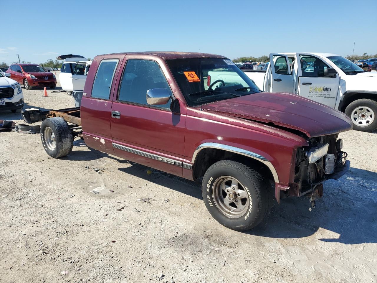 1994 Chevrolet GMT-400 VIN 2GCEC19H9R1169964 Copart auction photo, all over damage thumbnail 4