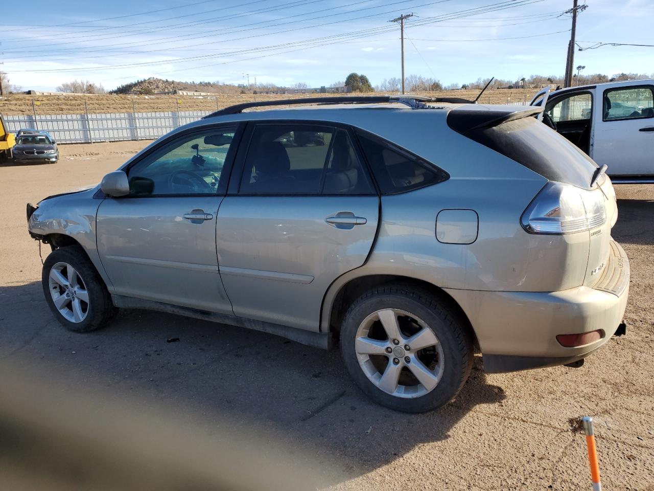 2005 Lexus RX VIN 2T2HA31U25C051754 Copart auction photo, front end / top/roof damage thumbnail 2