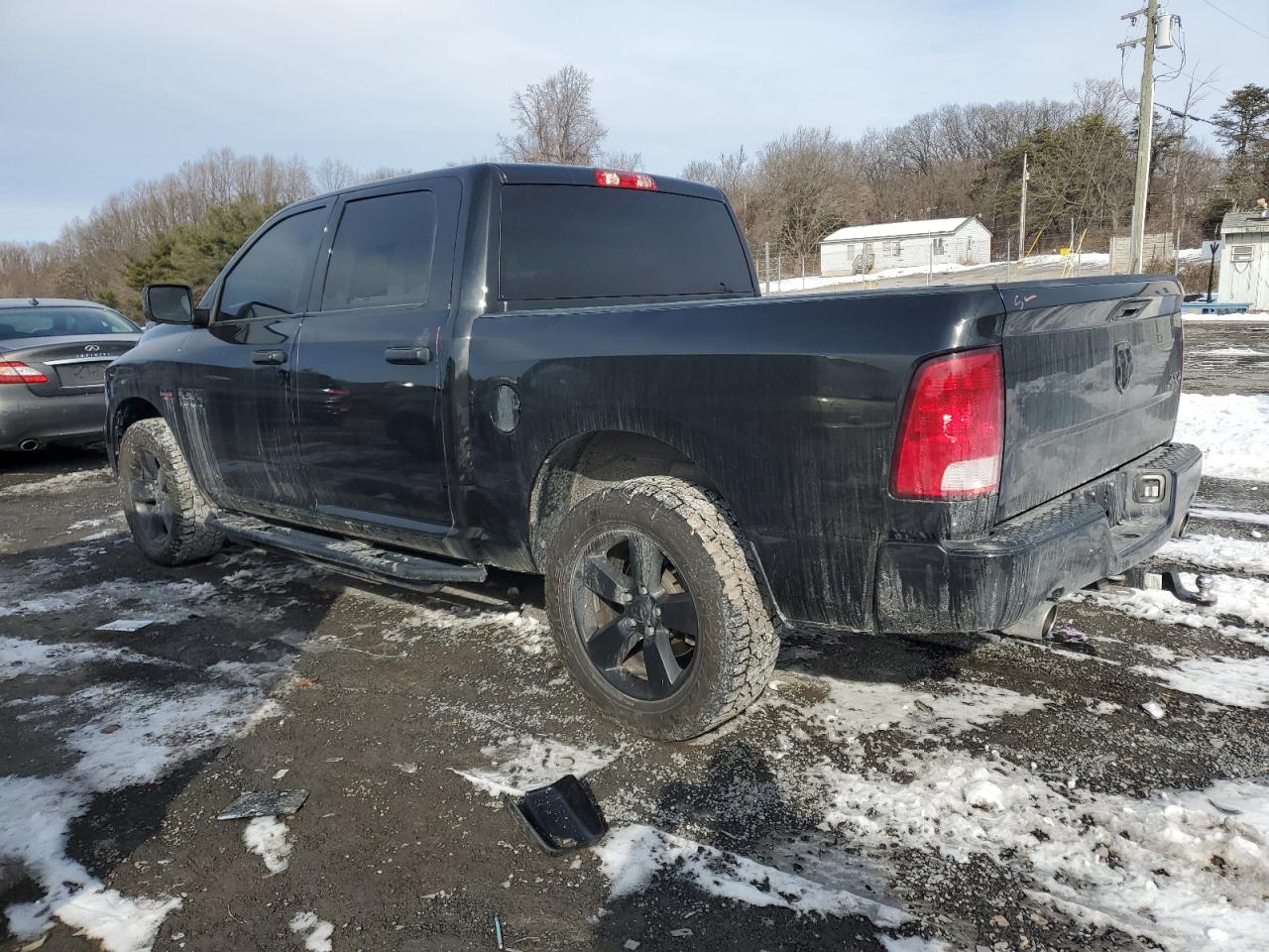 2018 RAM 1500 VIN 3C6RR7KT2JG158650 Copart auction photo, side damage thumbnail 2