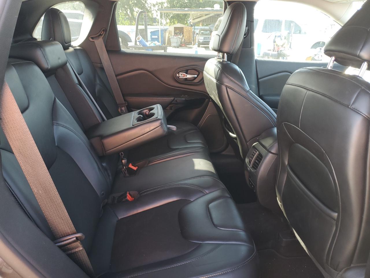2019 Jeep Grand Cherokee VIN 1C4PJLLBXKD448333 Copart auction photo, front end / side damage thumbnail 12