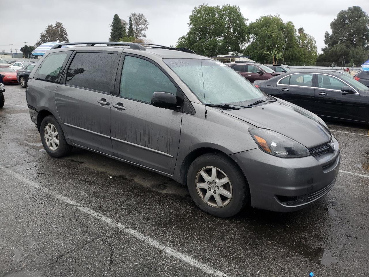 2004 Toyota Sienna VIN 5TDZA23C94S074123 Copart auction photo, rear end / minor dent/scratches damage thumbnail 4