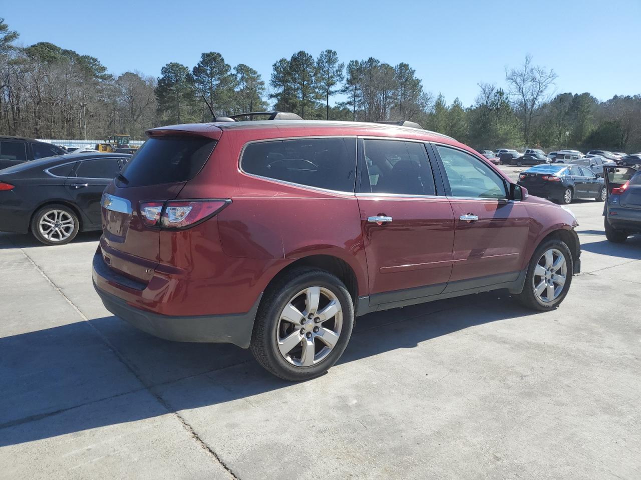 2017 Chevrolet Traverse VIN 1GNKRGKD7HJ249934 Copart auction photo, front end damage thumbnail 3