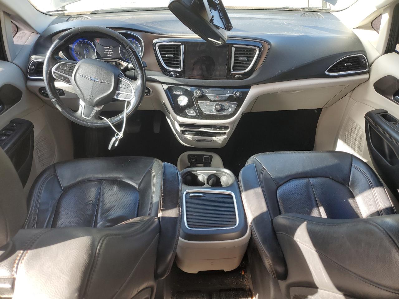 2017 Chrysler Pacifica VIN 2C4RC1EG4HR528748 Copart auction photo, front end damage thumbnail 8