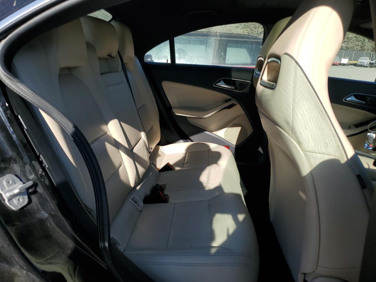 2015 Mercedes-Benz CLA-klasse VIN WDDSJ4GB0FN181140 Copart auction photo, side / rear end damage thumbnail 10