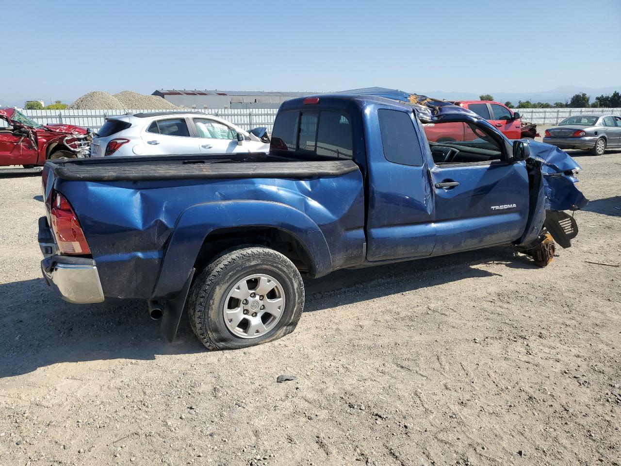2007 Toyota Tacoma VIN 5TETU62N67Z391761 Copart auction photo, rollover damage thumbnail 3