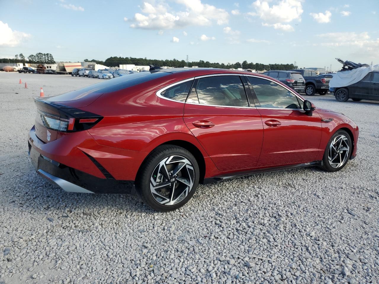2024 Hyundai Sonata VIN KMHL14JA2RA379143 Copart auction photo, side / front end damage thumbnail 3