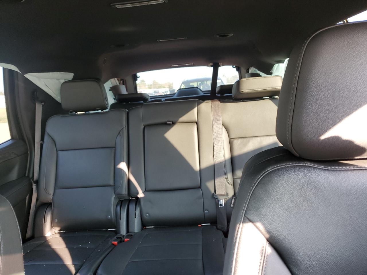 2022 Chevrolet Tahoe VIN 1GNSCNKD0NR105015 Copart auction photo, front end / minor dent/scratches damage thumbnail 10