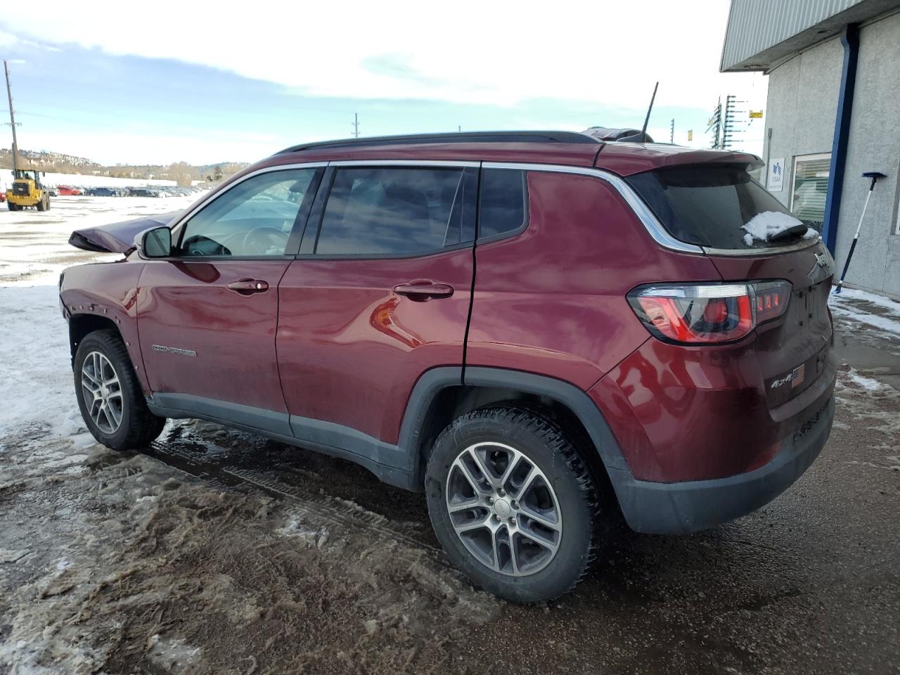2020 Jeep Compass VIN 3C4NJDBB5LT229354 Copart auction photo, front end damage thumbnail 2
