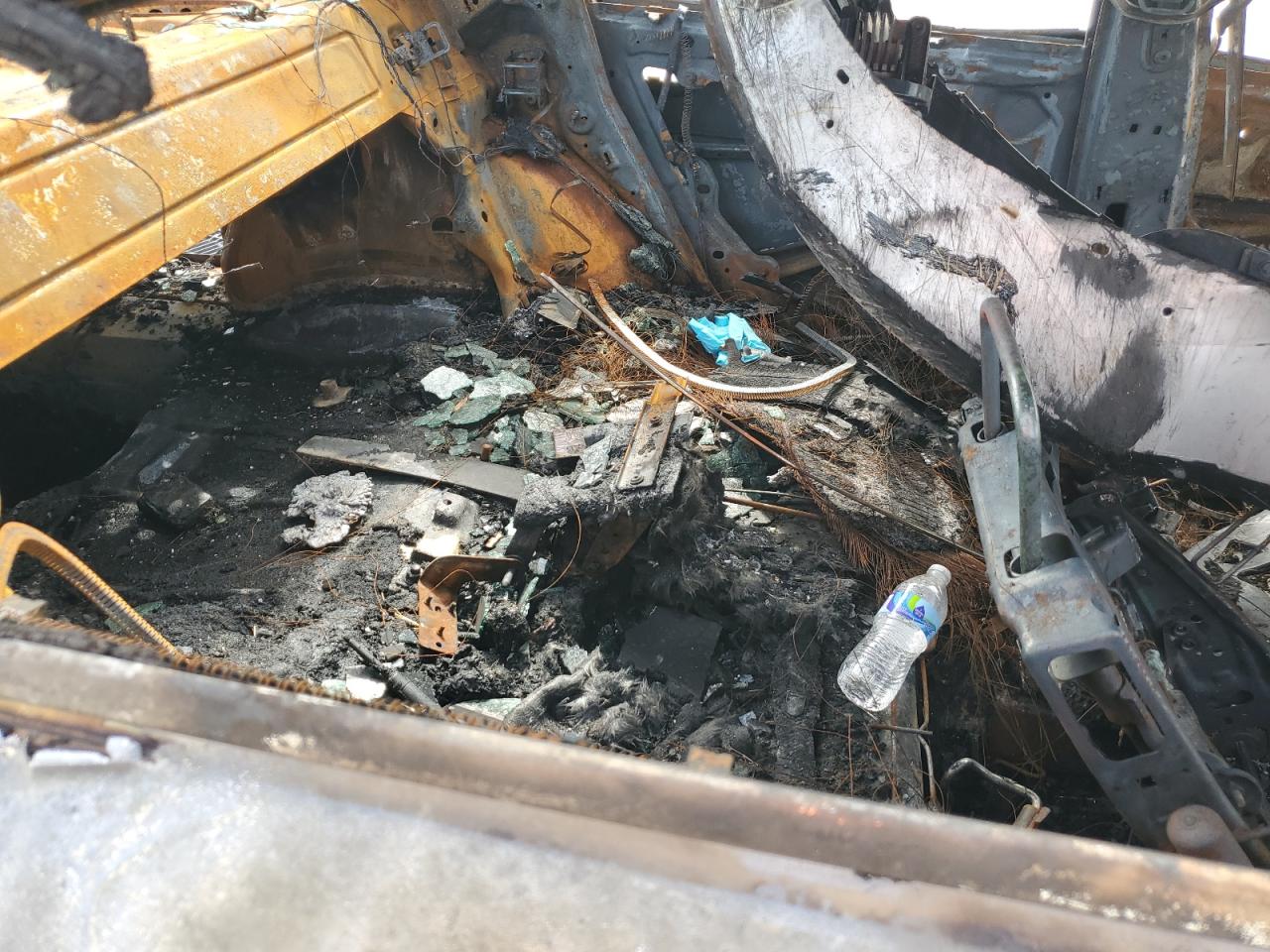 2019 Dodge Charger VIN 2C3CDXGJXKH559017 Copart auction photo, missing/altered vin / burn damage thumbnail 10
