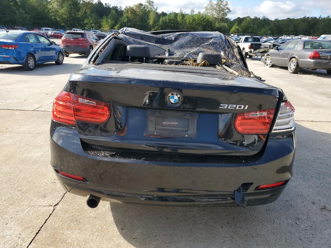 2015 BMW 3er VIN WBA3B1G5XFNT03035 Copart auction photo, all over damage thumbnail 6
