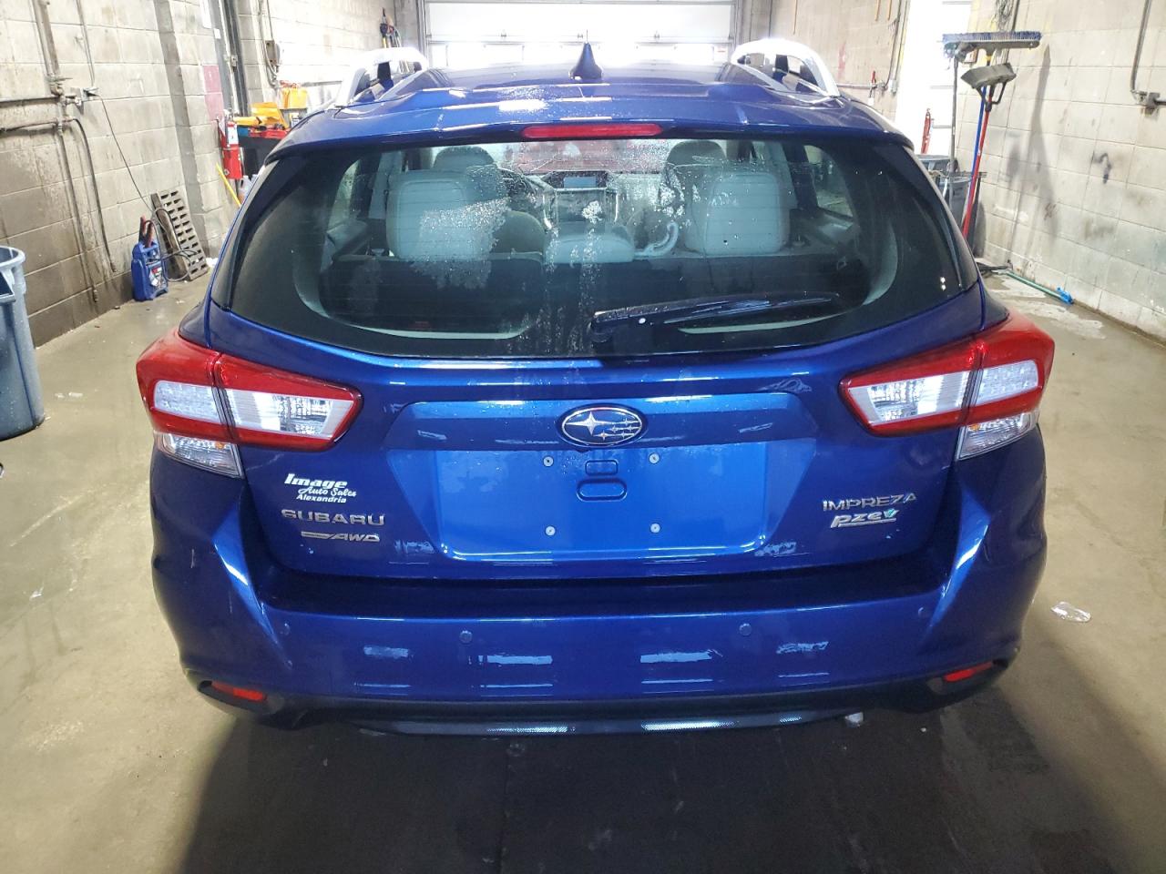 2017 Subaru Impreza VIN 4S3GTAU64H3708000 Copart auction photo, front end / side damage thumbnail 6