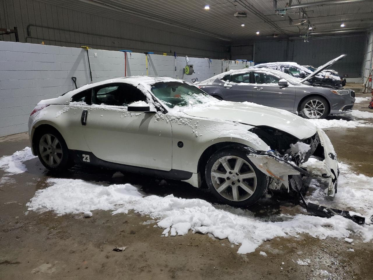 2004 Nissan 350Z VIN JN1AZ34D14T163224 Copart auction photo, front end damage thumbnail 4