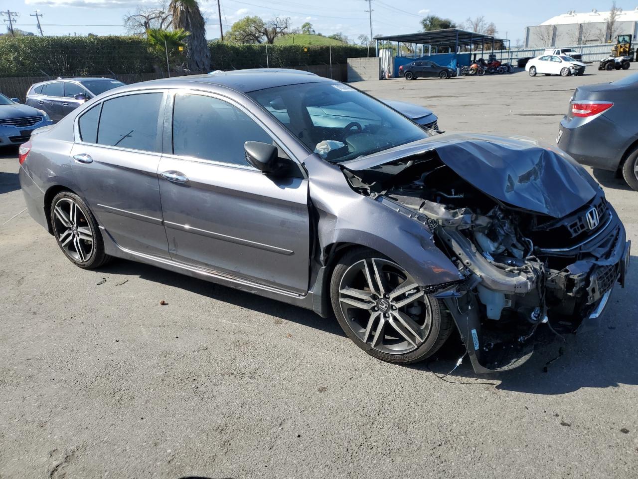 2017 Honda Accord VIN 1HGCR2F10HA076288 Copart auction photo, front end / side damage thumbnail 4