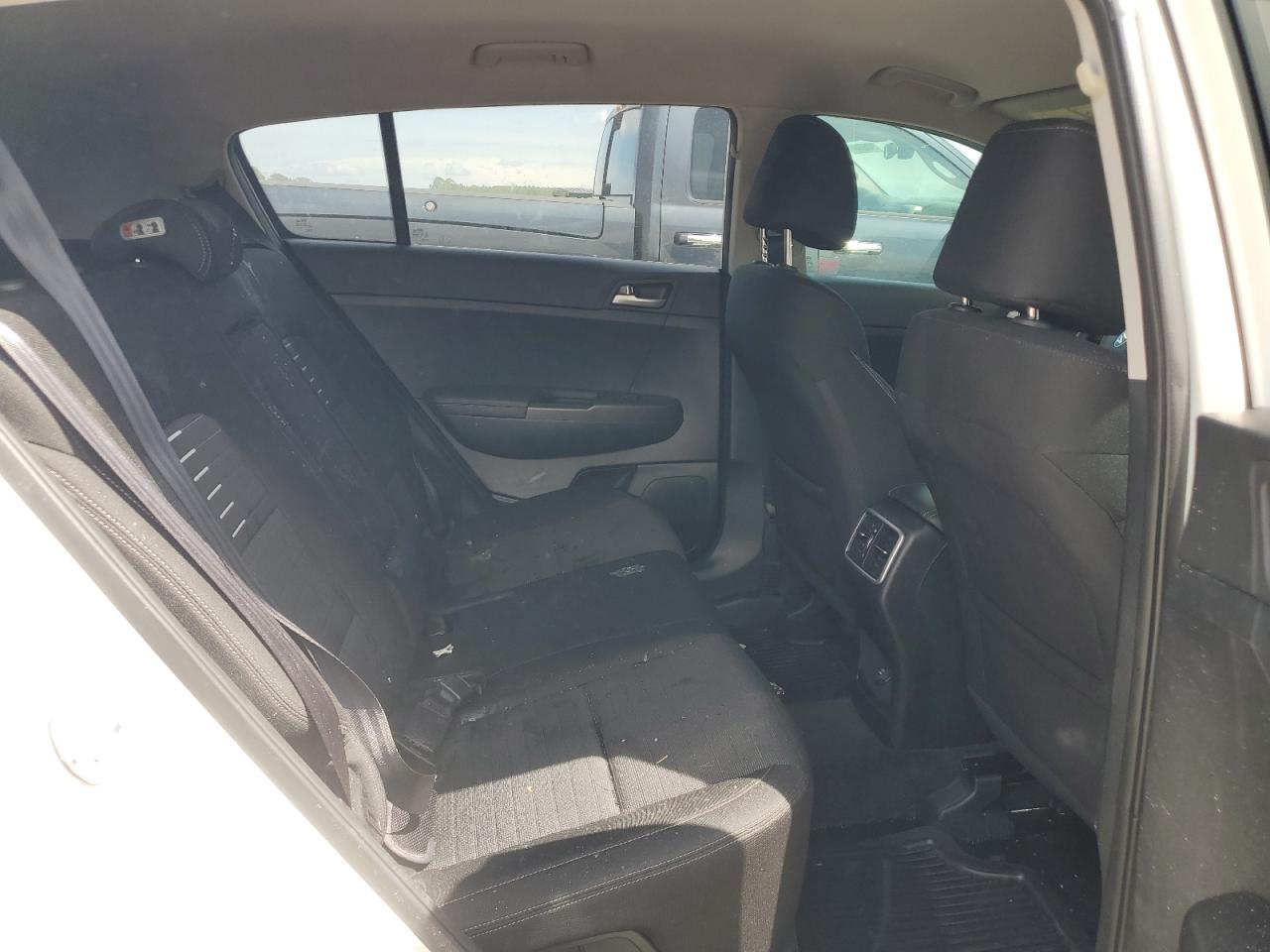 2017 KIA Sportage VIN KNDPMCAC3H7243821 Copart auction photo, burn - engine / burn - interior damage thumbnail 10