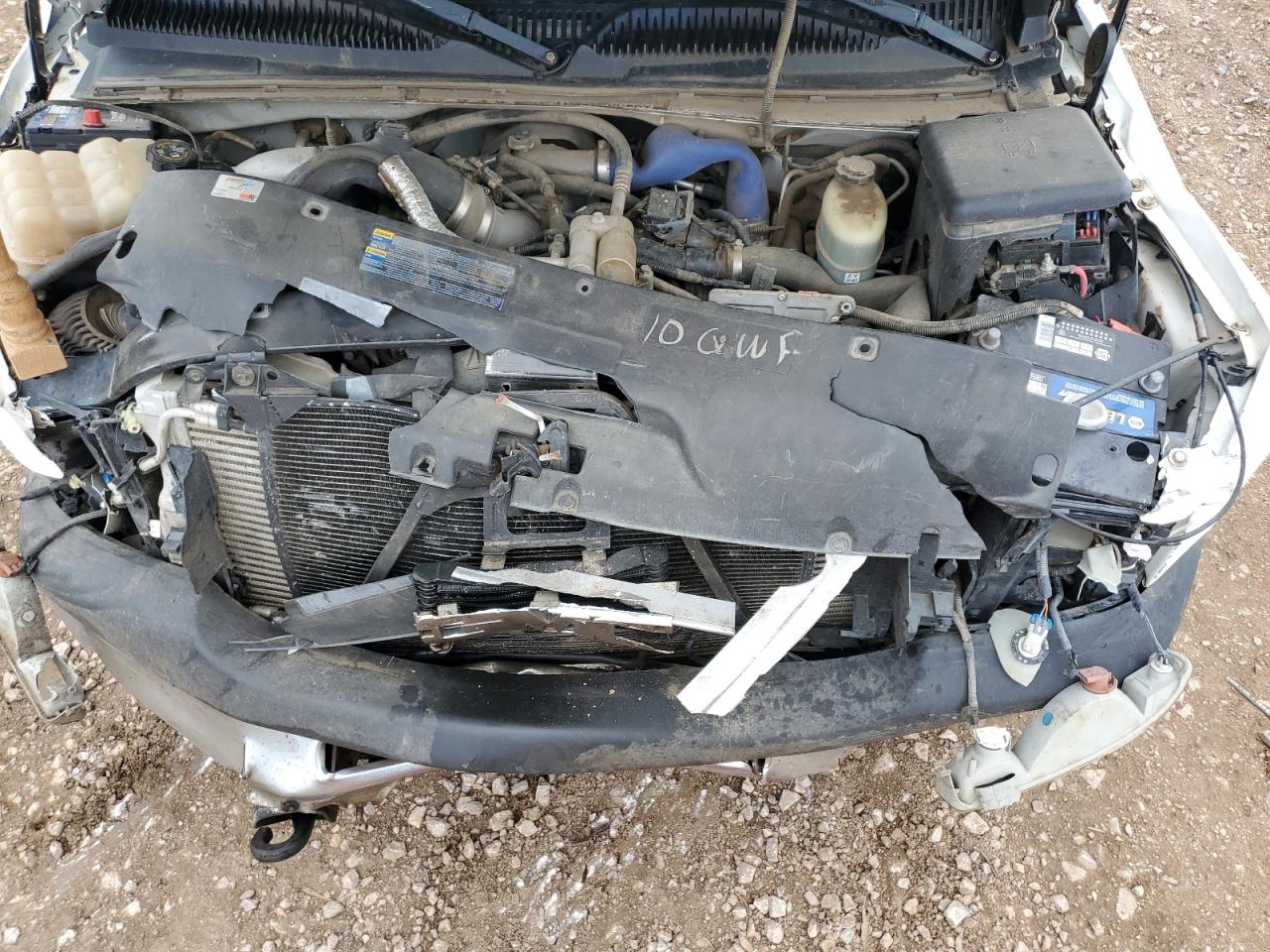 2002 GMC Sierra VIN 1GTHK231X2F232960 Copart auction photo, front end / side damage thumbnail 12