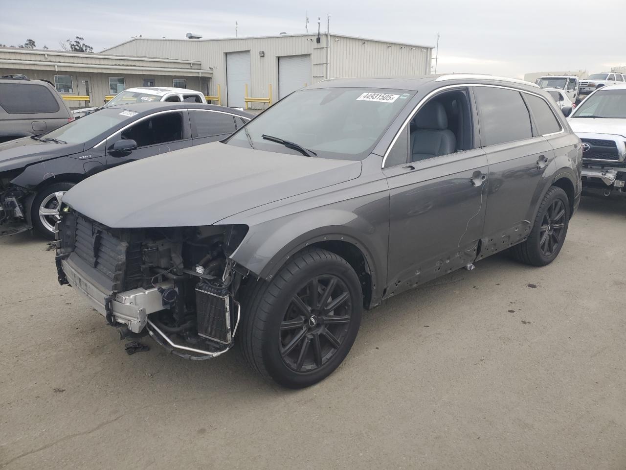 2018 Audi Q7 VIN WA1LAAF79JD045981