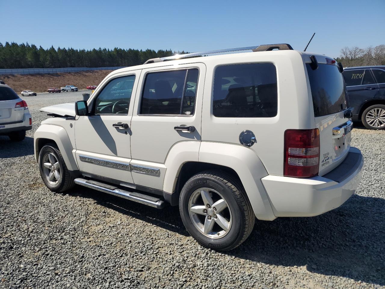 2008 Jeep Liberty (North America) VIN 1J8GN58K18W281228 Copart auction photo, front end damage thumbnail 2
