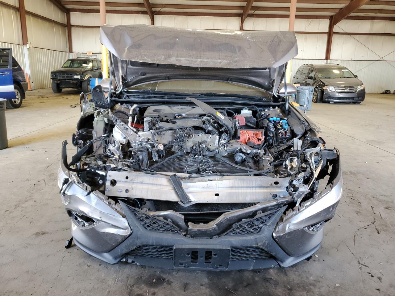 2018 Toyota Camry VIN 4T1B11HK0JU621567 Copart auction photo, rear end / front end damage thumbnail 5