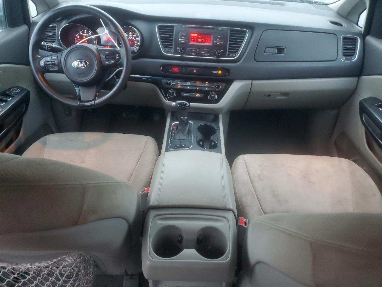 2015 KIA Sedona VIN KNDMA5C11F6024944 Copart auction photo, front end damage thumbnail 8