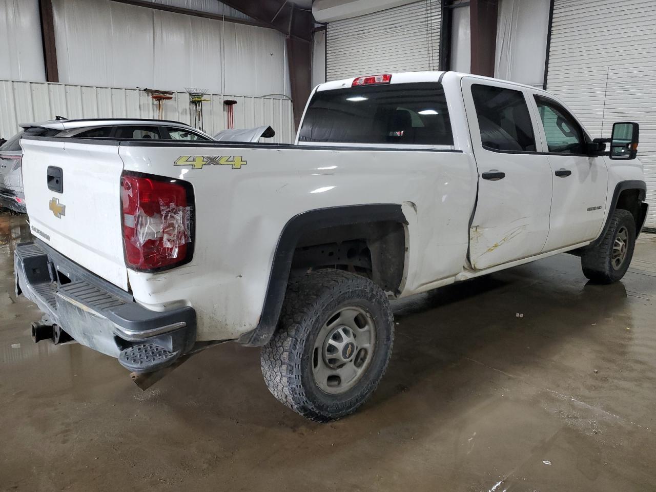 2015 Chevrolet Silverado VIN 1GC1KUEG5FF604998 Copart auction photo, front end / side damage thumbnail 3