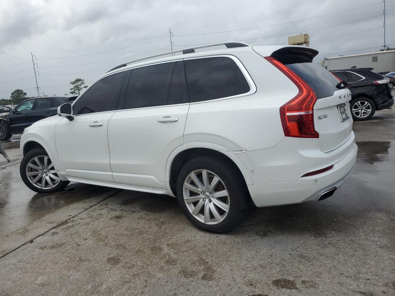 2016 Volvo XC90 VIN YV4A22PK4G1037331 Copart auction photo, water/flood damage thumbnail 2